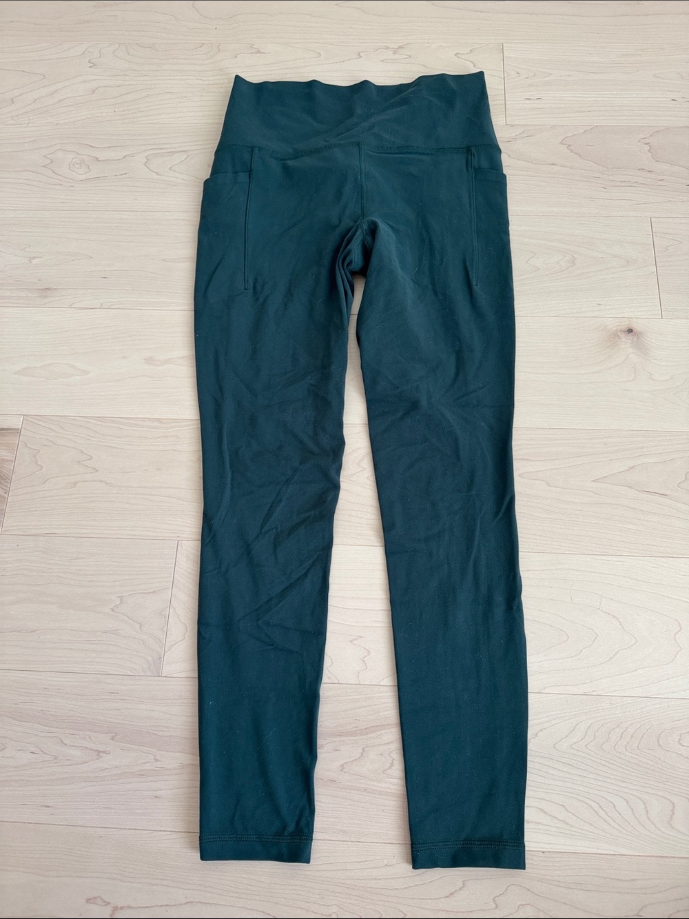 Salutation Stash Pocket II Tight - High-Waist Women's Leggings in Dark Green